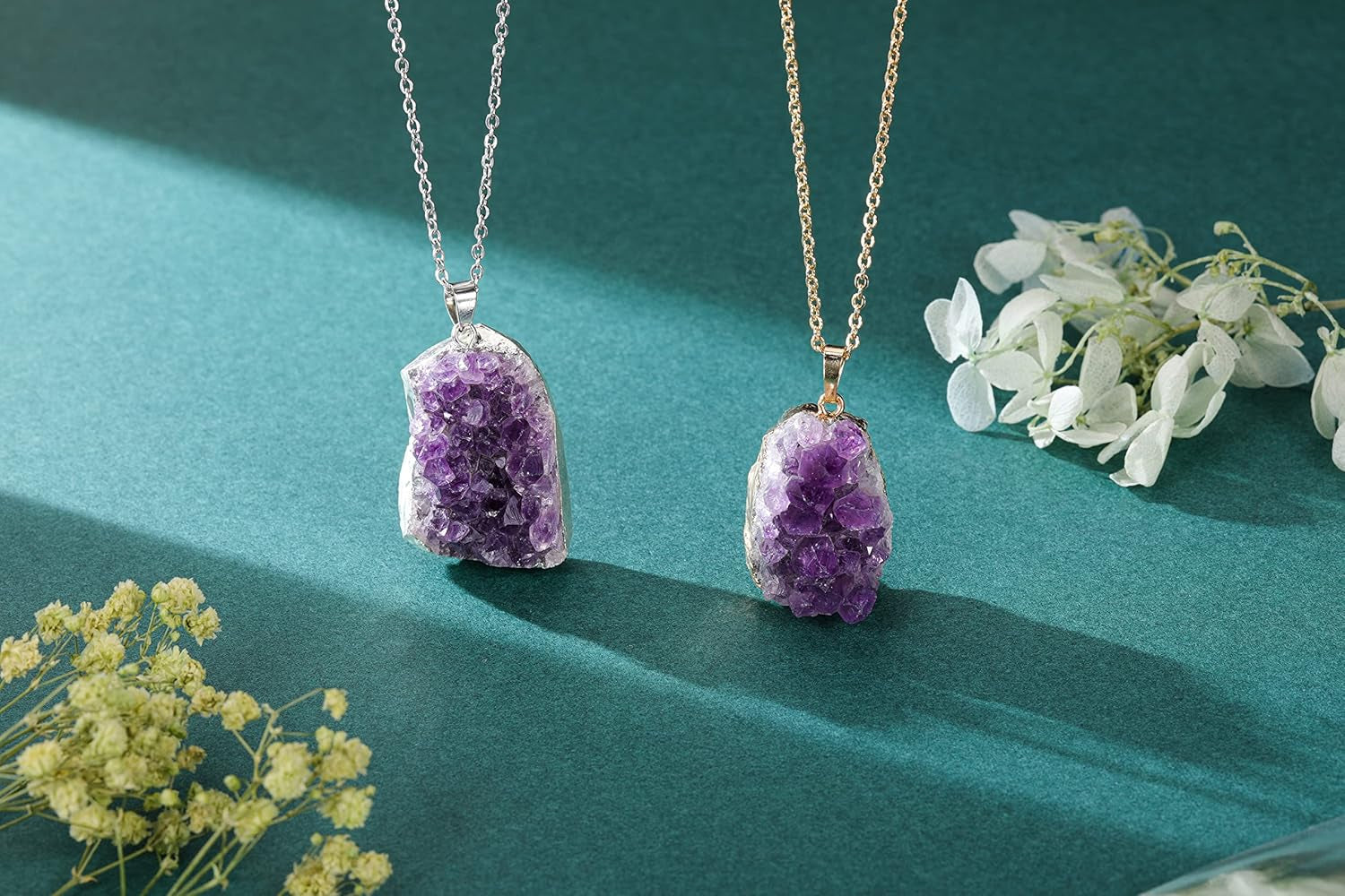 Natural Amethyst Cluster Crystal Necklace for Women Men,Irregular Raw Rough Amethyst Quartz Stone Pendant Necklace Jewelry for Spiritual Reiki Healing,Beauty, Love and Positive Energy