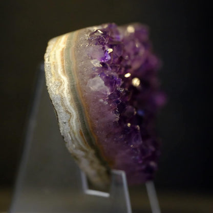Natural Amethyst Healing Stones Heart-Shaped Crystal Rocks for Meditation and Chakra Healing Amethyst Crystal Heart Rocks for Crystal Lovers and Healing Enthusiasts (2.3Inch)